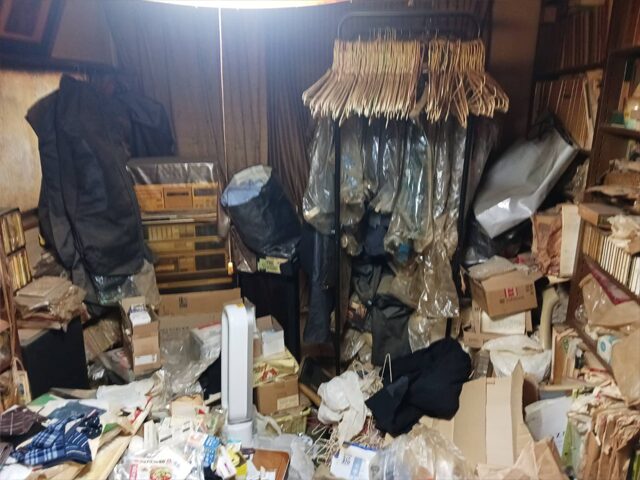 一軒家まるごとの遺品整理｜2階戸建て（埼玉県越谷市）2階の部屋